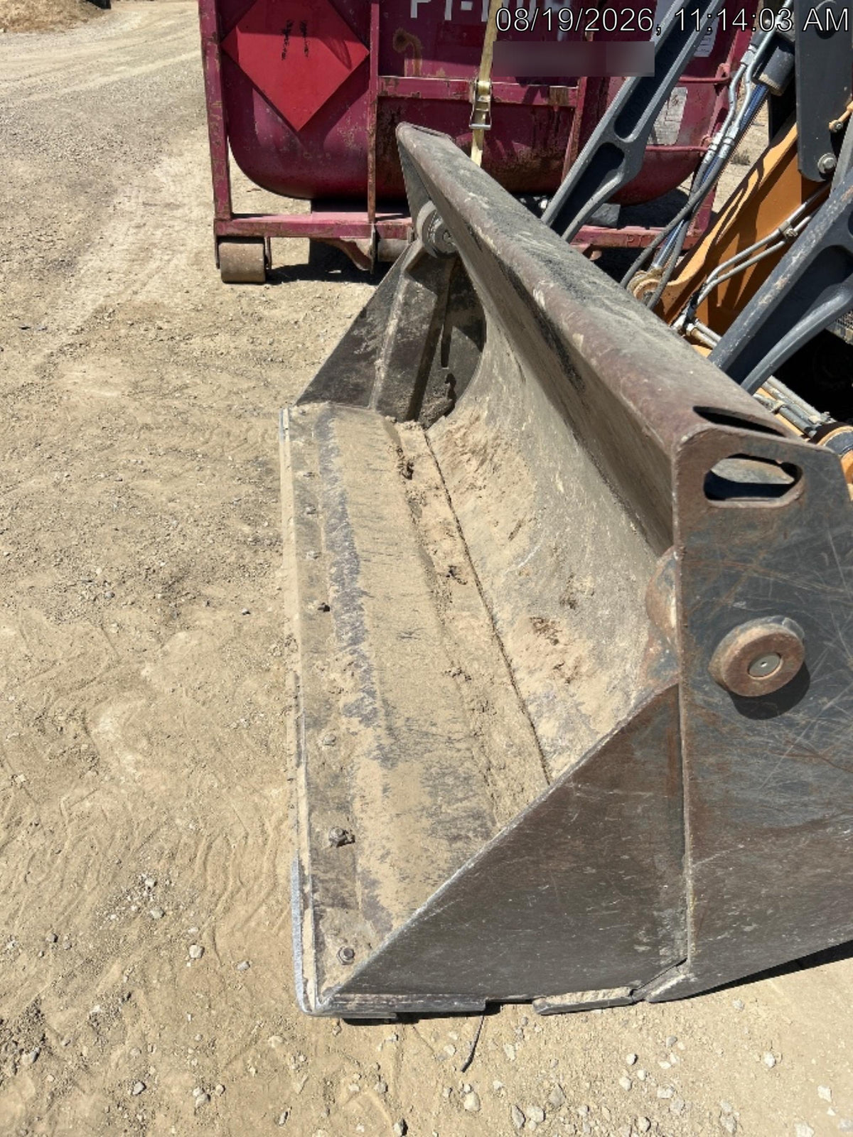 2022 CASE 570N EP