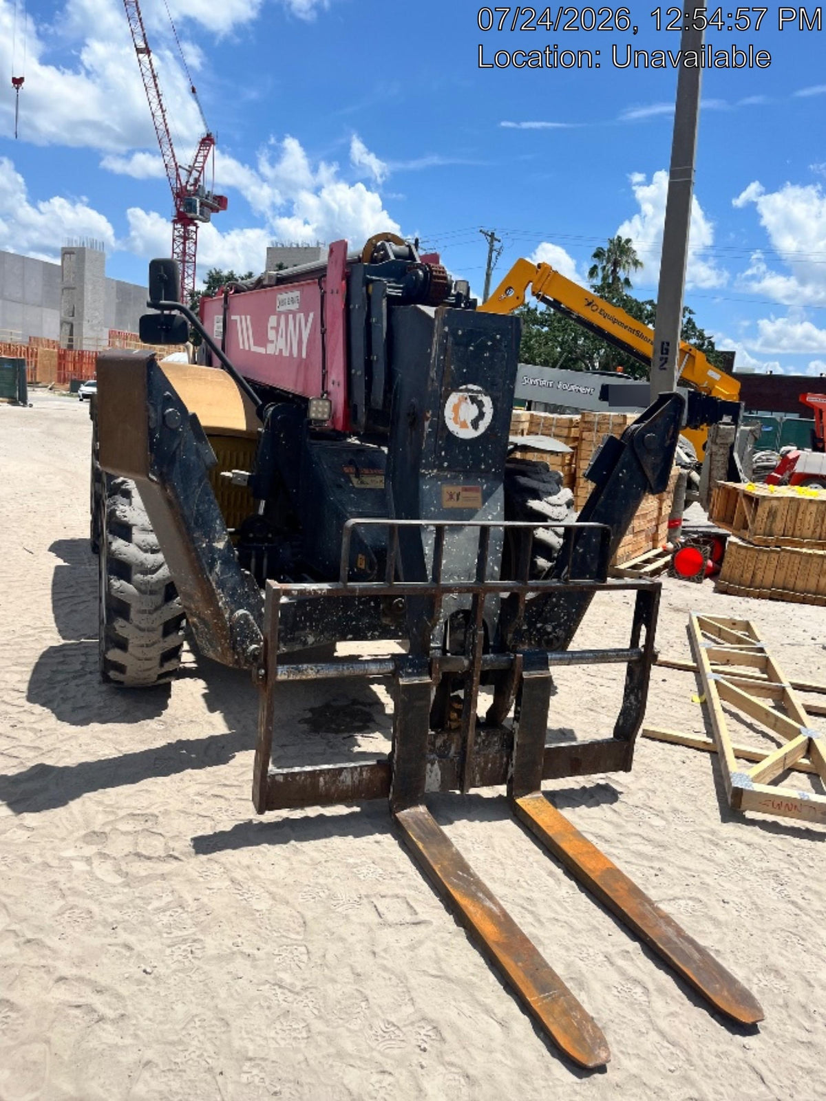 2020 SANY STH1056