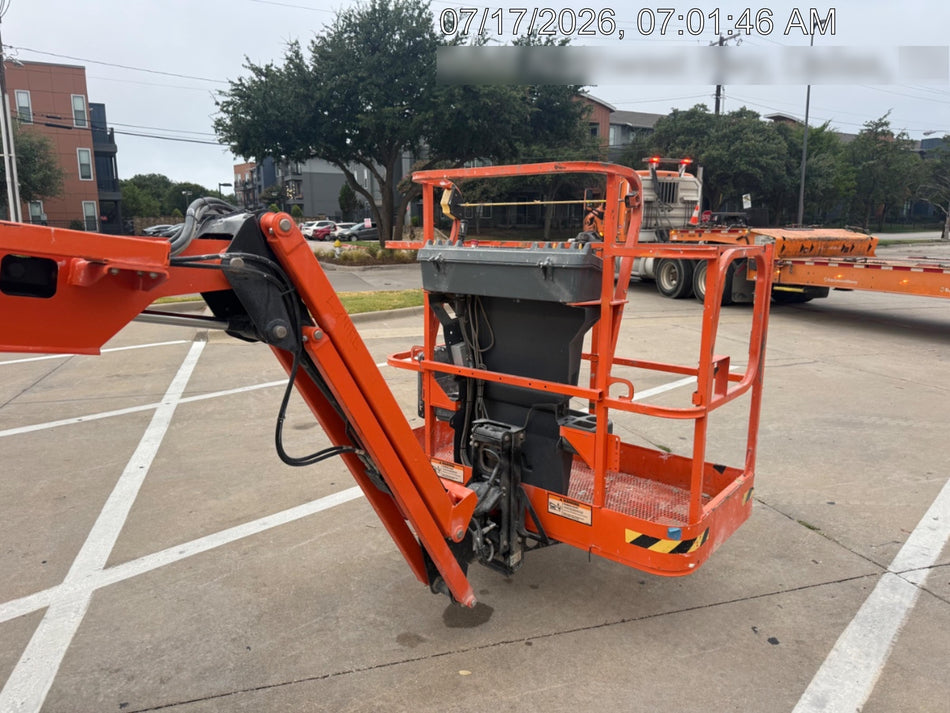 2021 JLG E450AJ