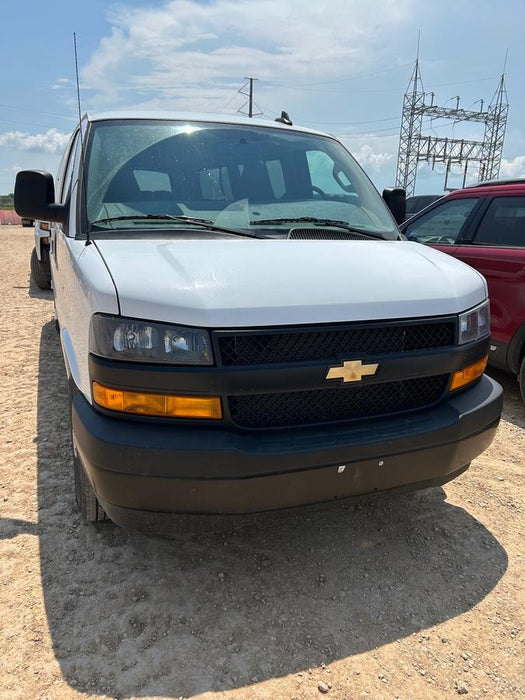 2025 CHEVROLET Express Van - Rental