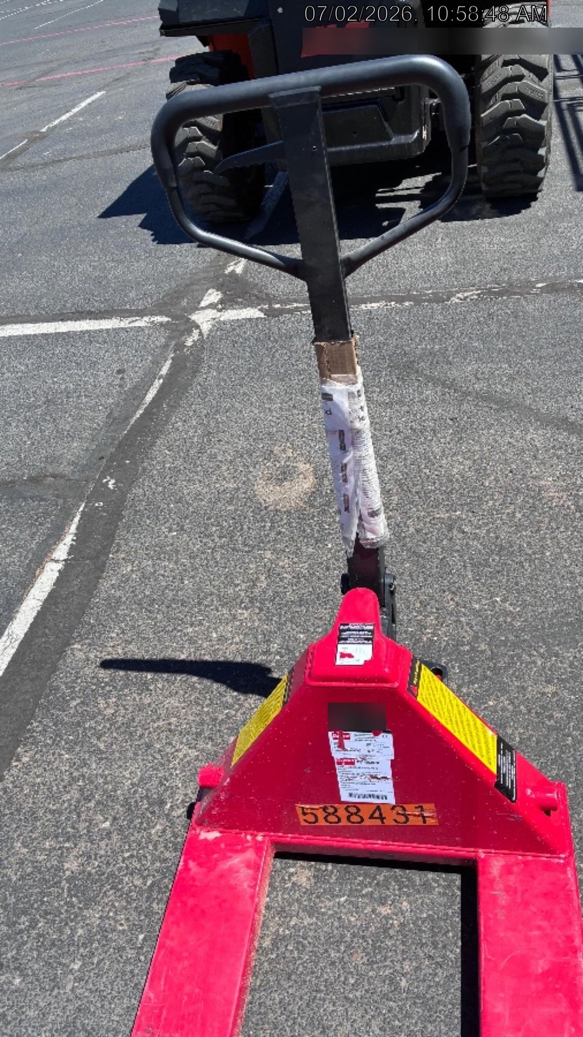 2025 GRAINGER PALLET JACK, 5500 LBS., GRAINGER