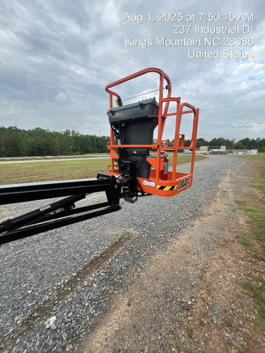 2025 JLG E300AJP