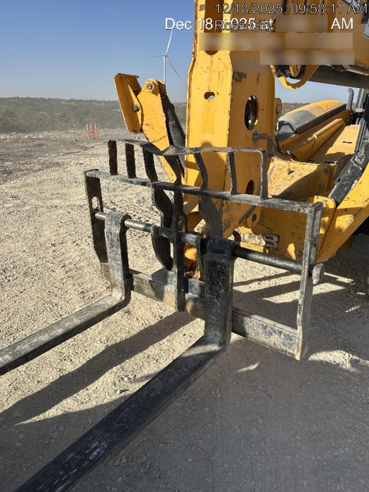 2020 JCB 512-56 Canopy, 74Hp, Solid Tires, Work Lights, Beacon, Aux Hydraulics, Back up Alarm, Lifting Eye, ES Decals