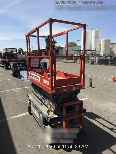 2020 Skyjack SJIII-3219 Solid NM Tires, Half height spring hinged entry gate, Dual Beacons, 800W Inverter