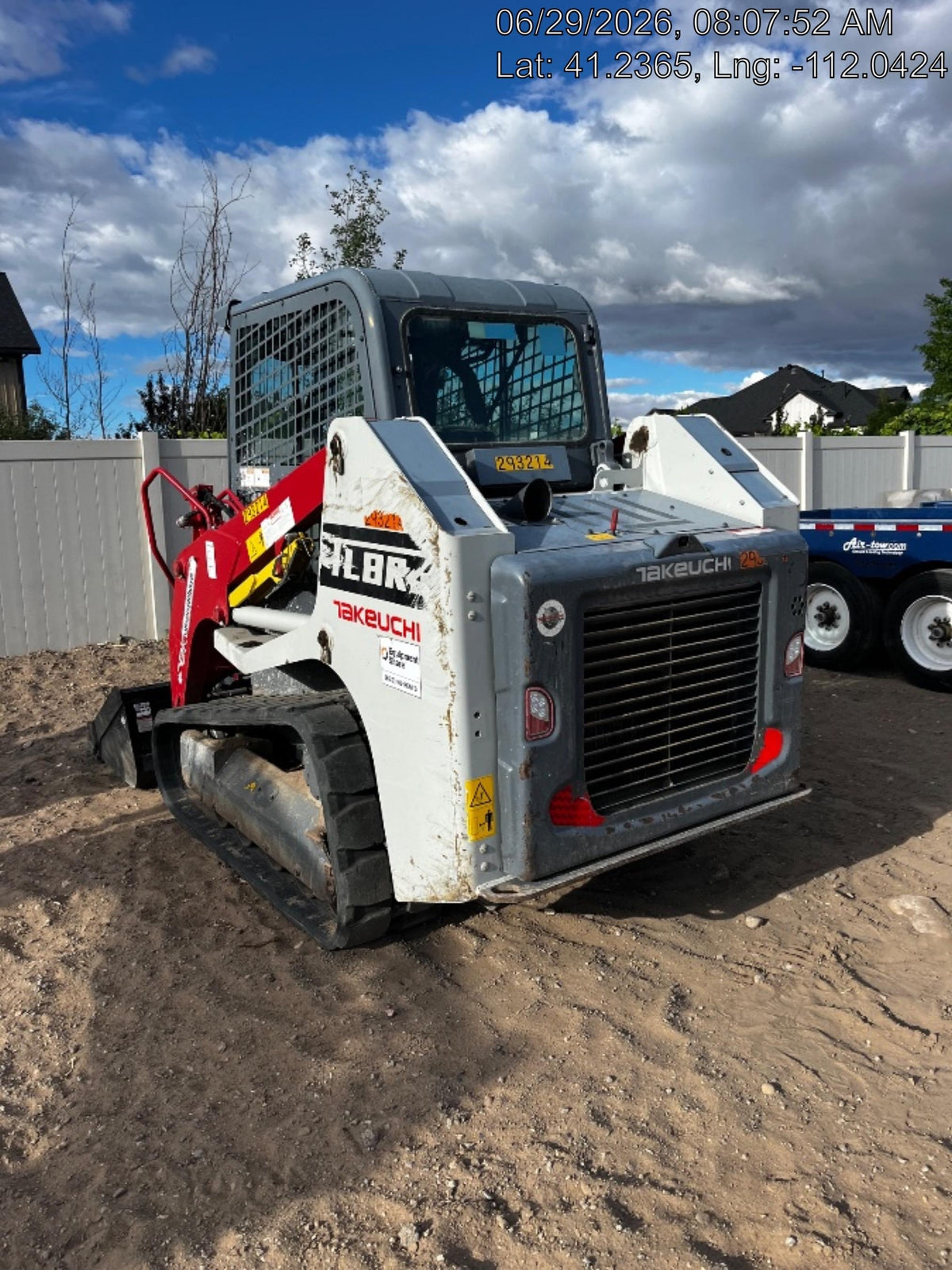 2023 TAKEUCHI TL8R2-CR
