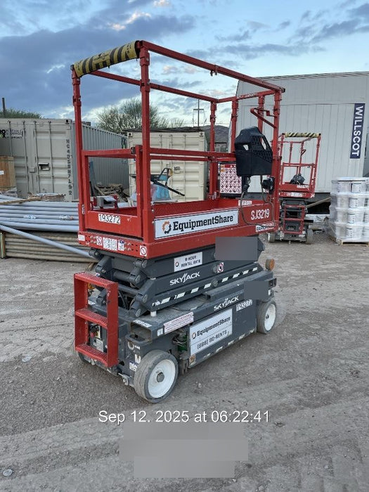 2021 SKYJACK SJ3219