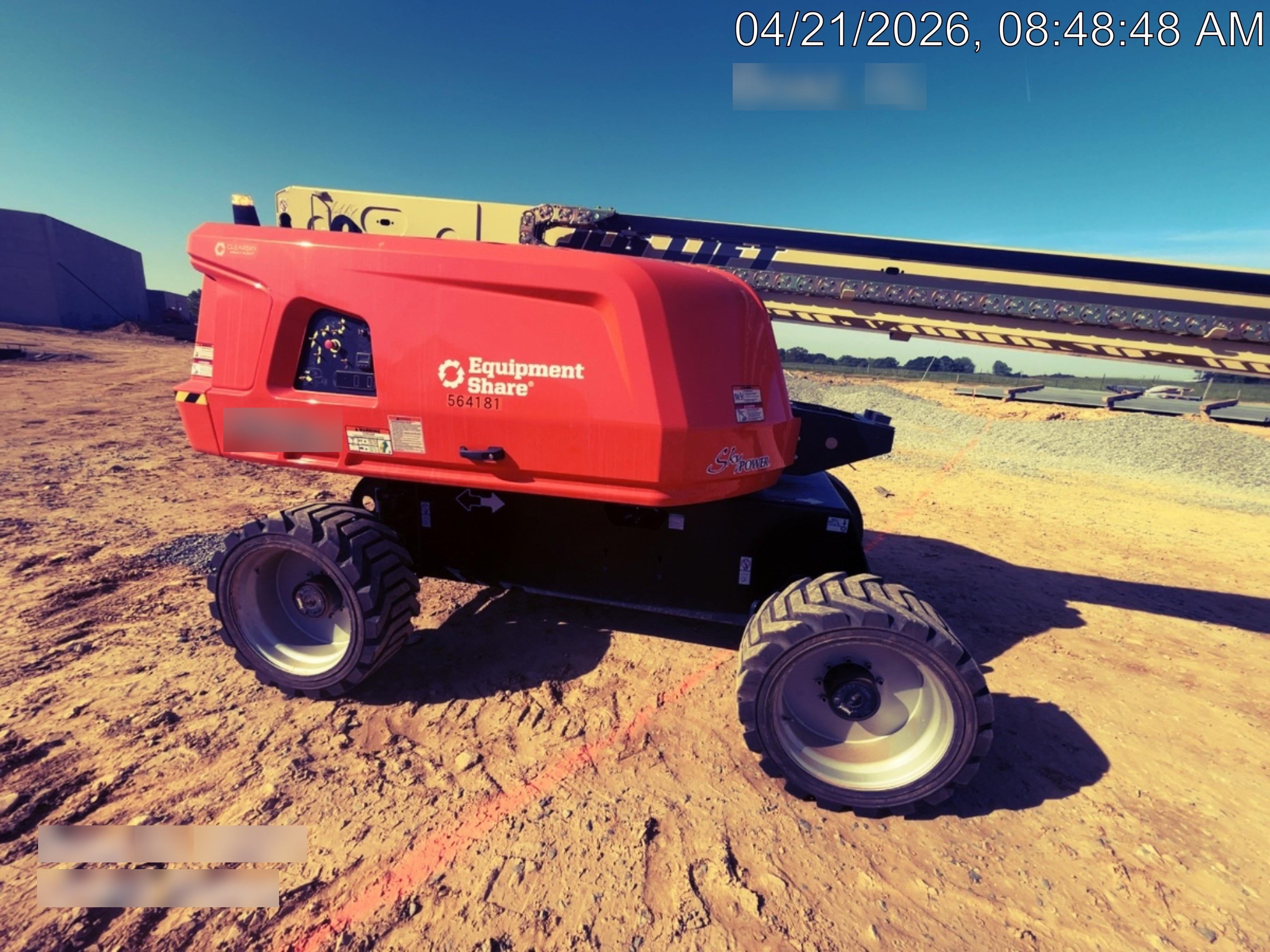 2025 JLG 660SJ