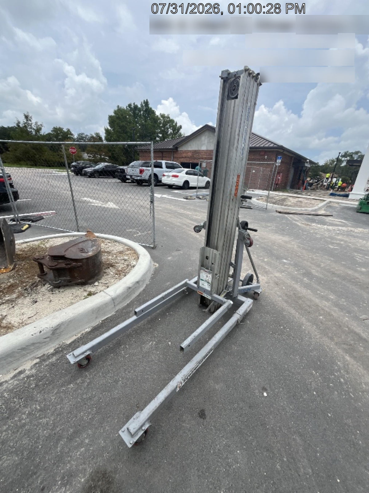 2019 GENIE SLC-24