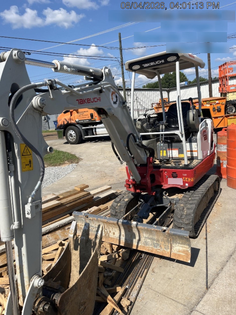 2023 TAKEUCHI TB225R