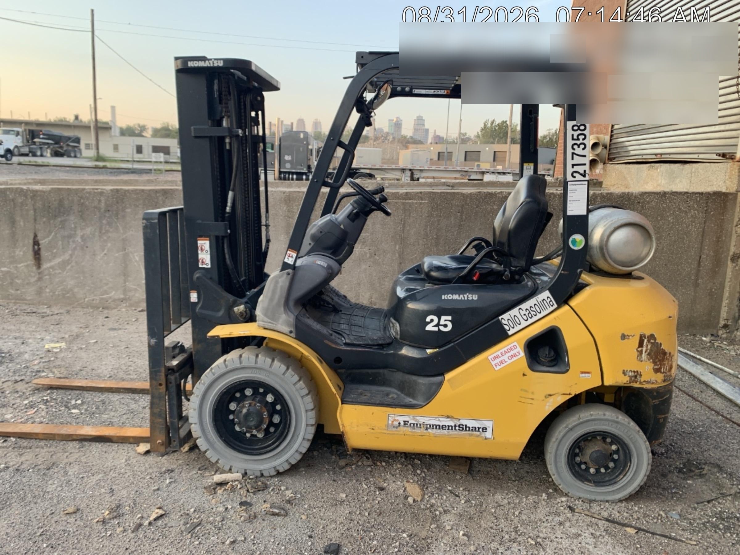 2022 KOMATSU FG25T-16
