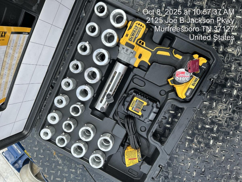 2025 DEWALT DCE151TD1