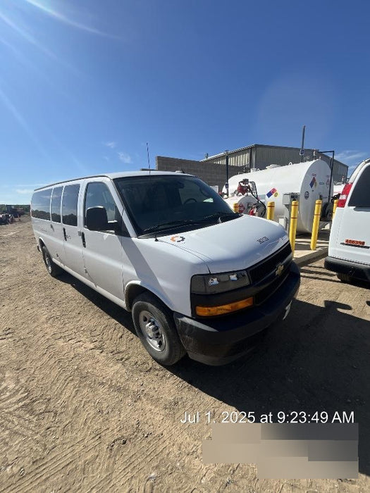 2023 CHEVROLET Express Van - Rental