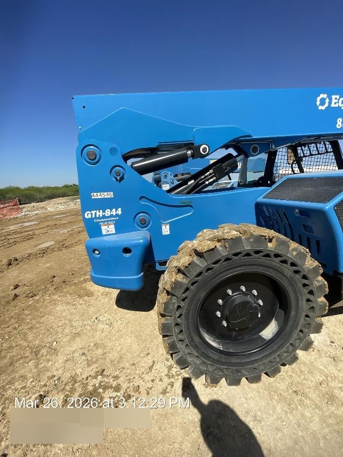 2017 GENIE GTH-844