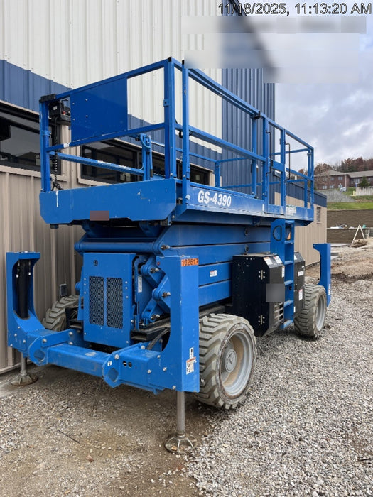 2020 GENIE GS-4390 RT