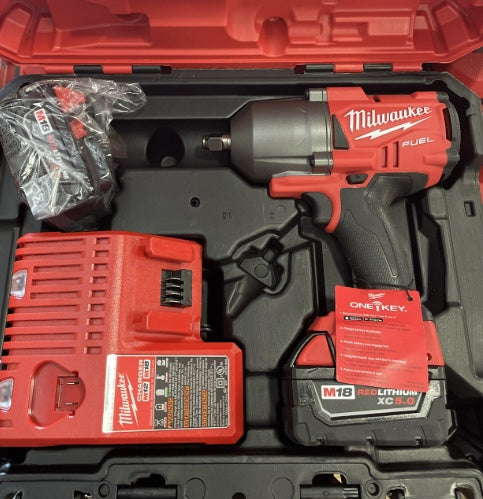 2022 MILWAUKEE 2863-22