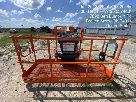 2025 JLG 660SJ