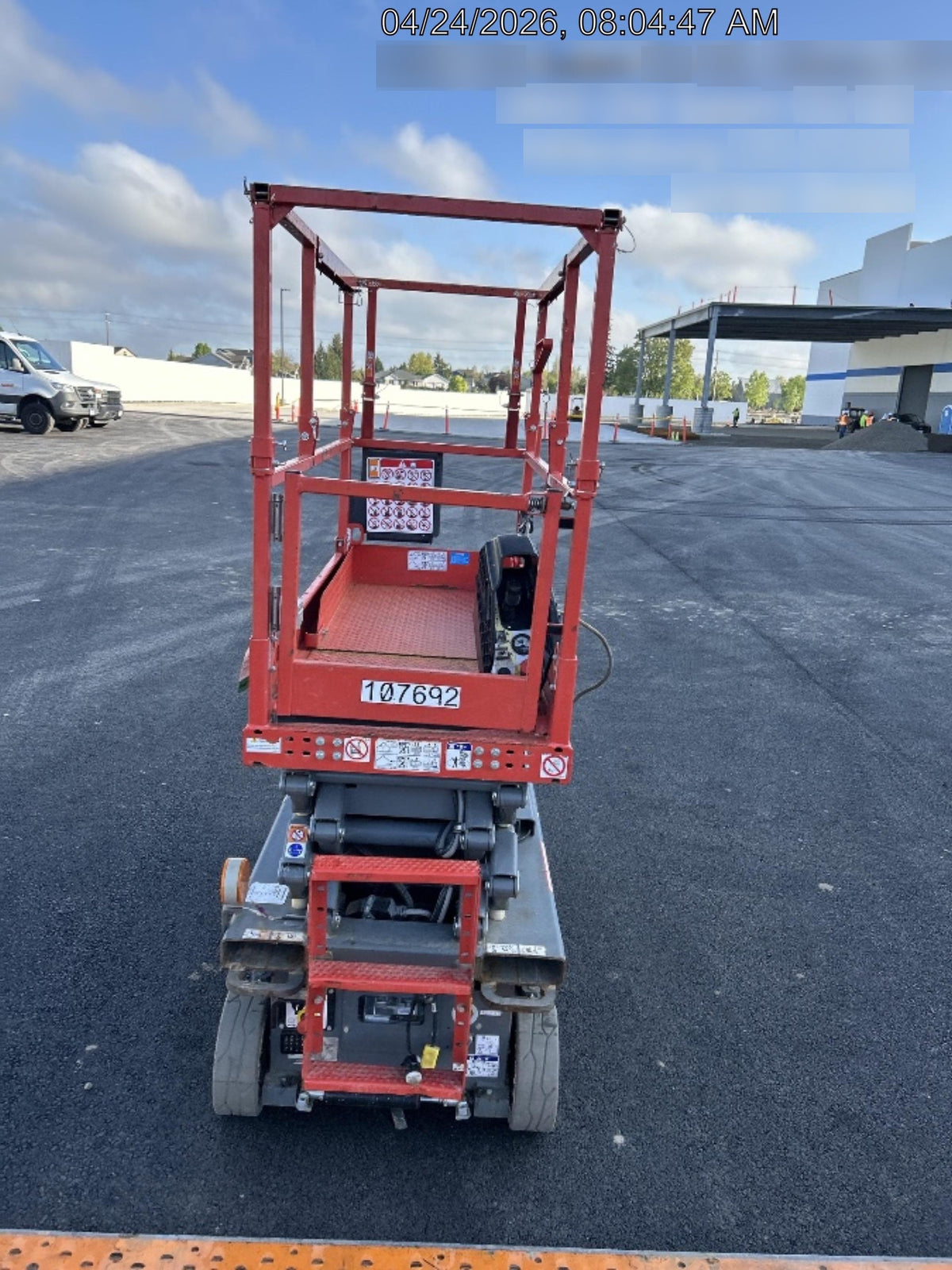 2020 Skyjack SJIII-3219 Solid NM Tires, Half height spring hinged entry gate, Dual Beacons, 800W Inverter