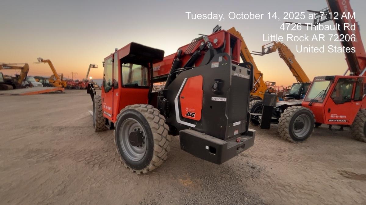 2025 JLG 10054
