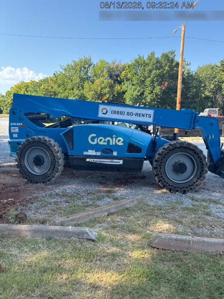 2022 GENIE GTH-844