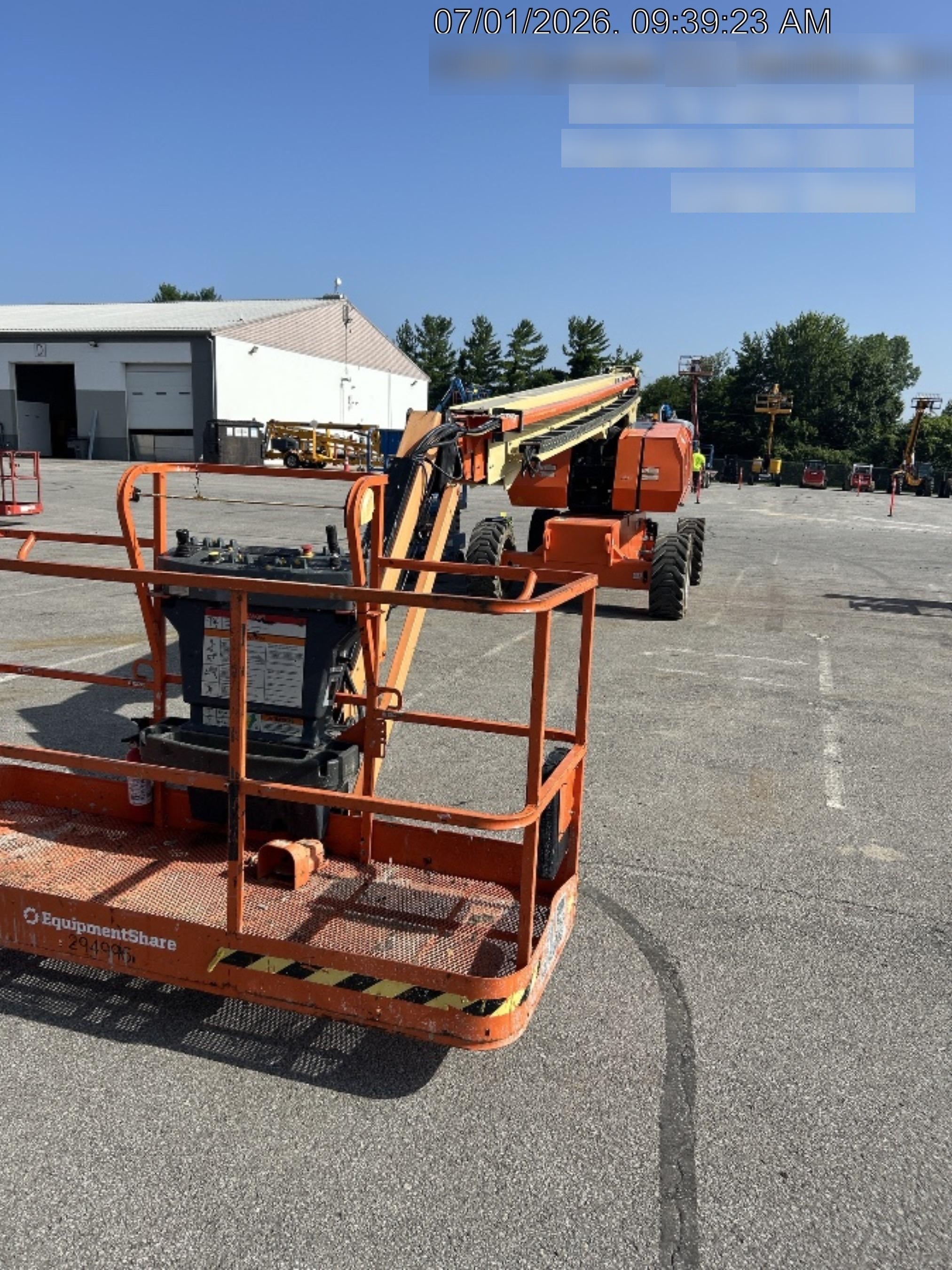 2023 JLG 860SJ