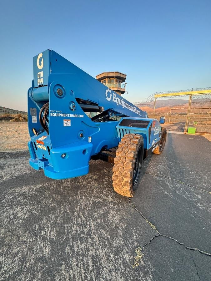 2025 GENIE GTH-844