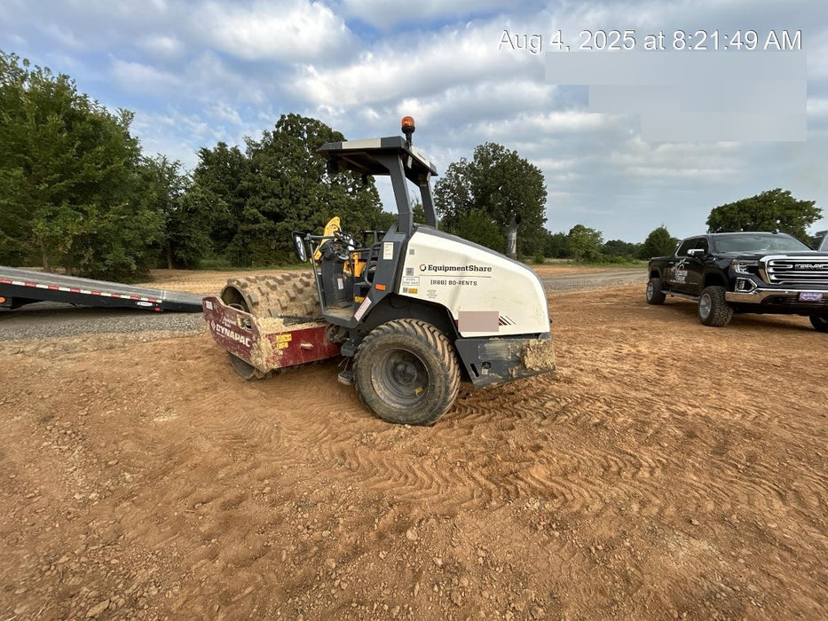 2021 DYNAPAC CA1400D