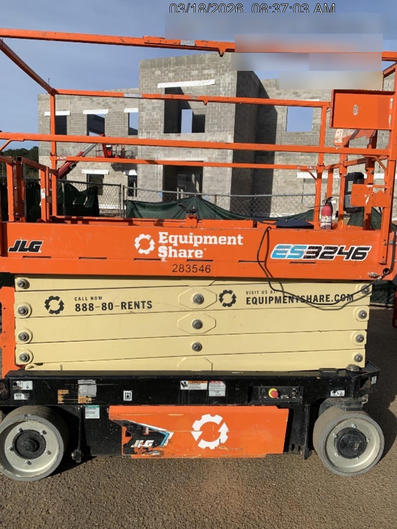 2022 JLG ES3246