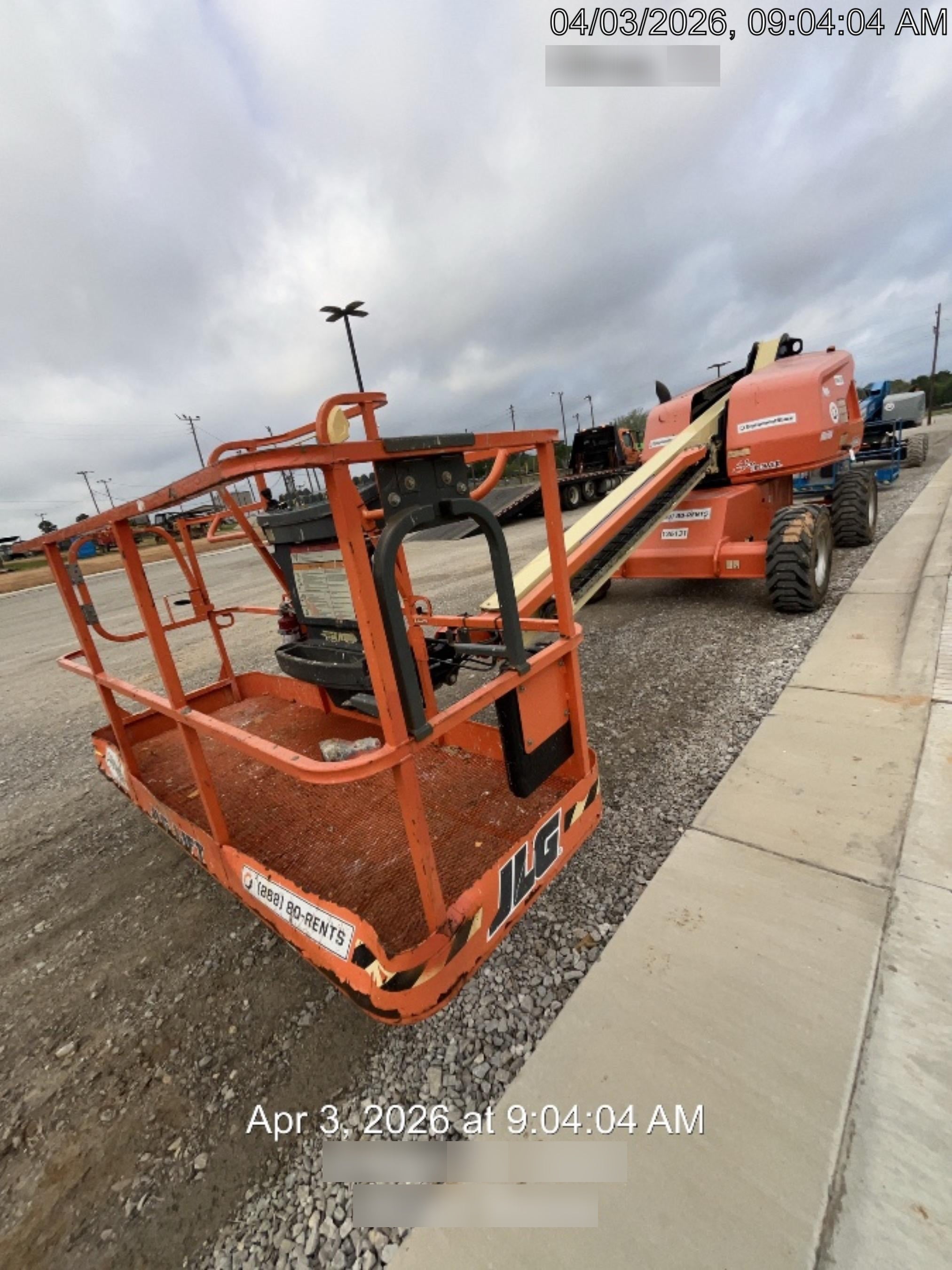 2021 JLG 400S