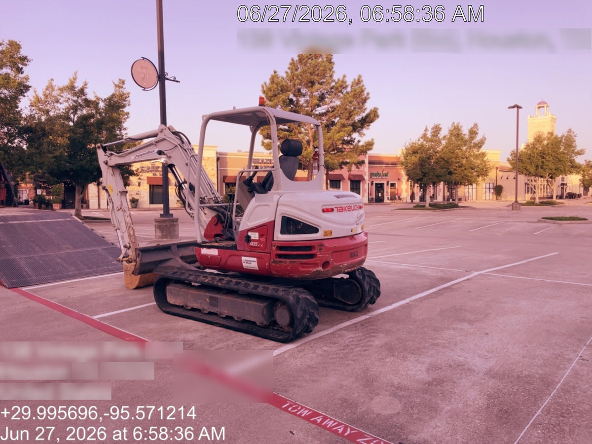 2021 TAKEUCHI TB250-2