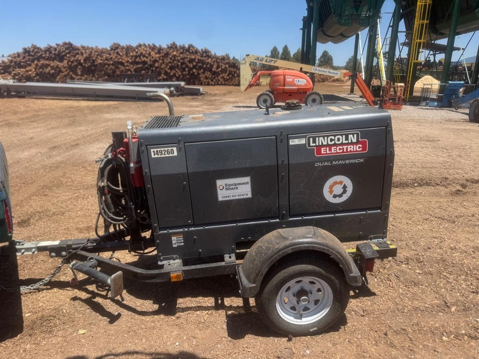 2021 Lincoln Electric Dual Maverick 200/200X Ready Pak 3 (includes trailer, cable rack, fender light kit)