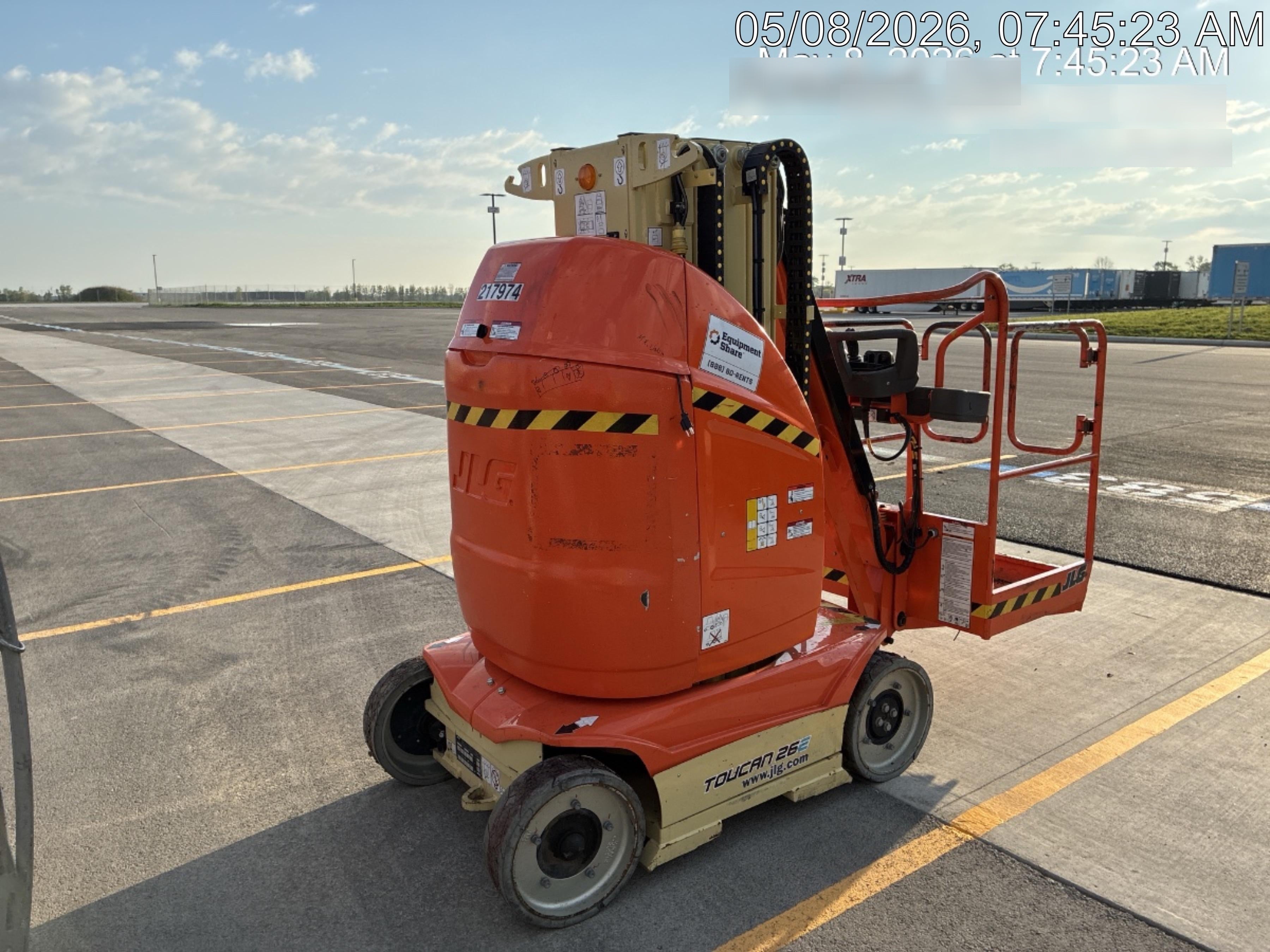 2022 JLG 26E