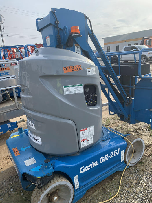 2020 GENIE GR-26J