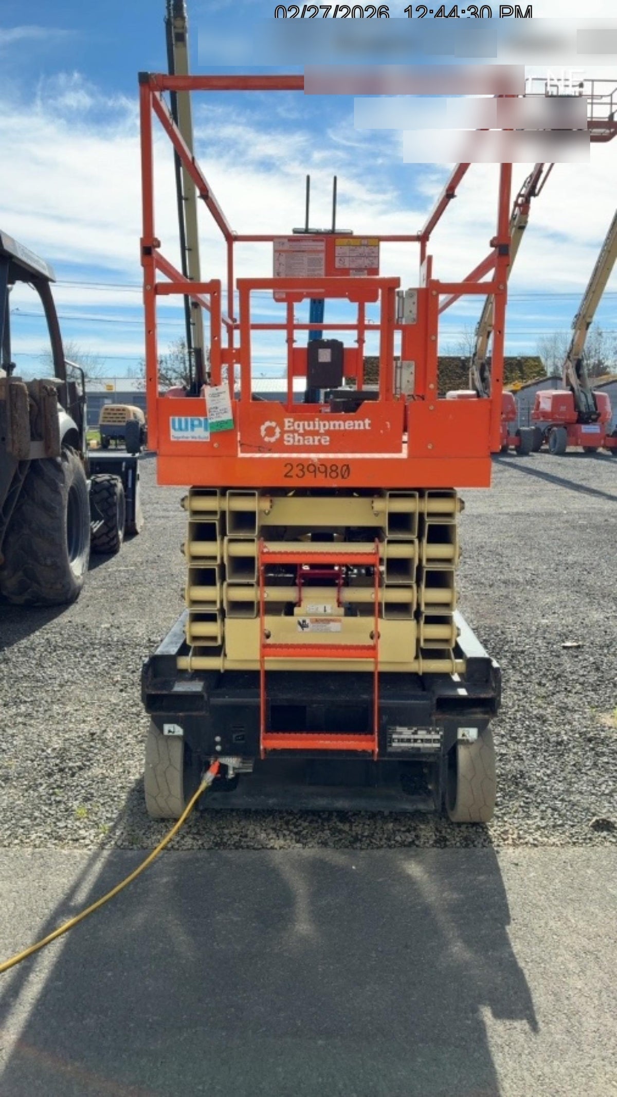 2022 JLG ES3246