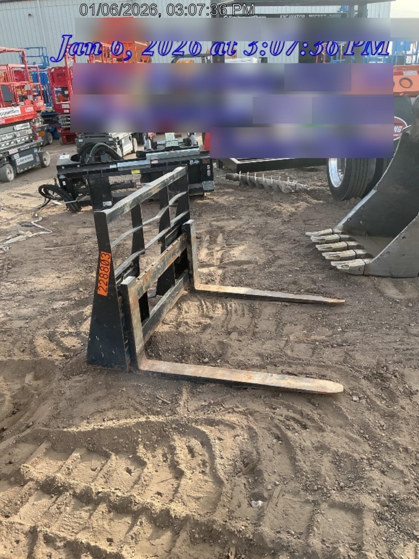 2022 ARROW MATERIAL HANDLING 72" Pallet Forks - Arrow
