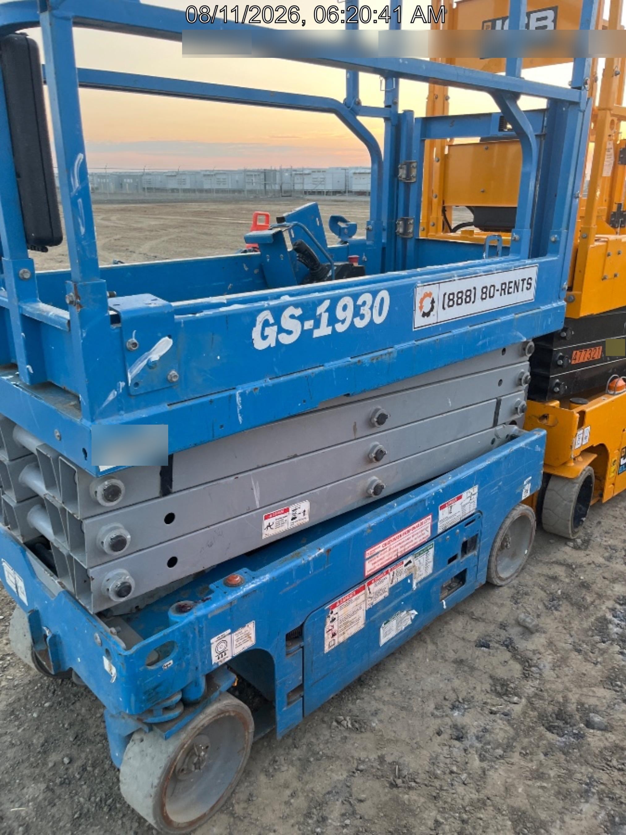 2020 Genie GS-1930 Solid Non Marking Tires, Beacon, Folding rails with half height swing gate, 800W Inverter