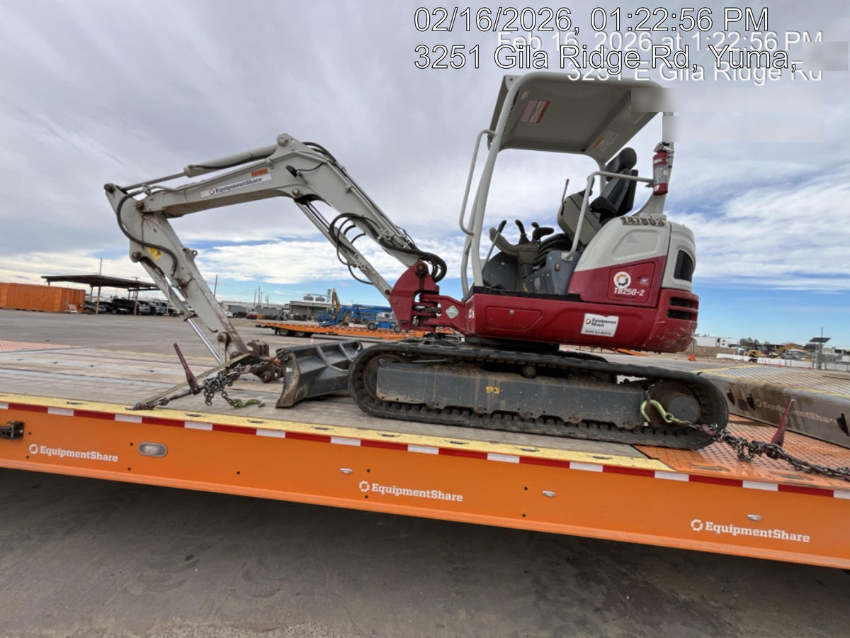 2021 TAKEUCHI TB250-2