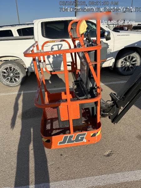 2024 JLG E300AJP