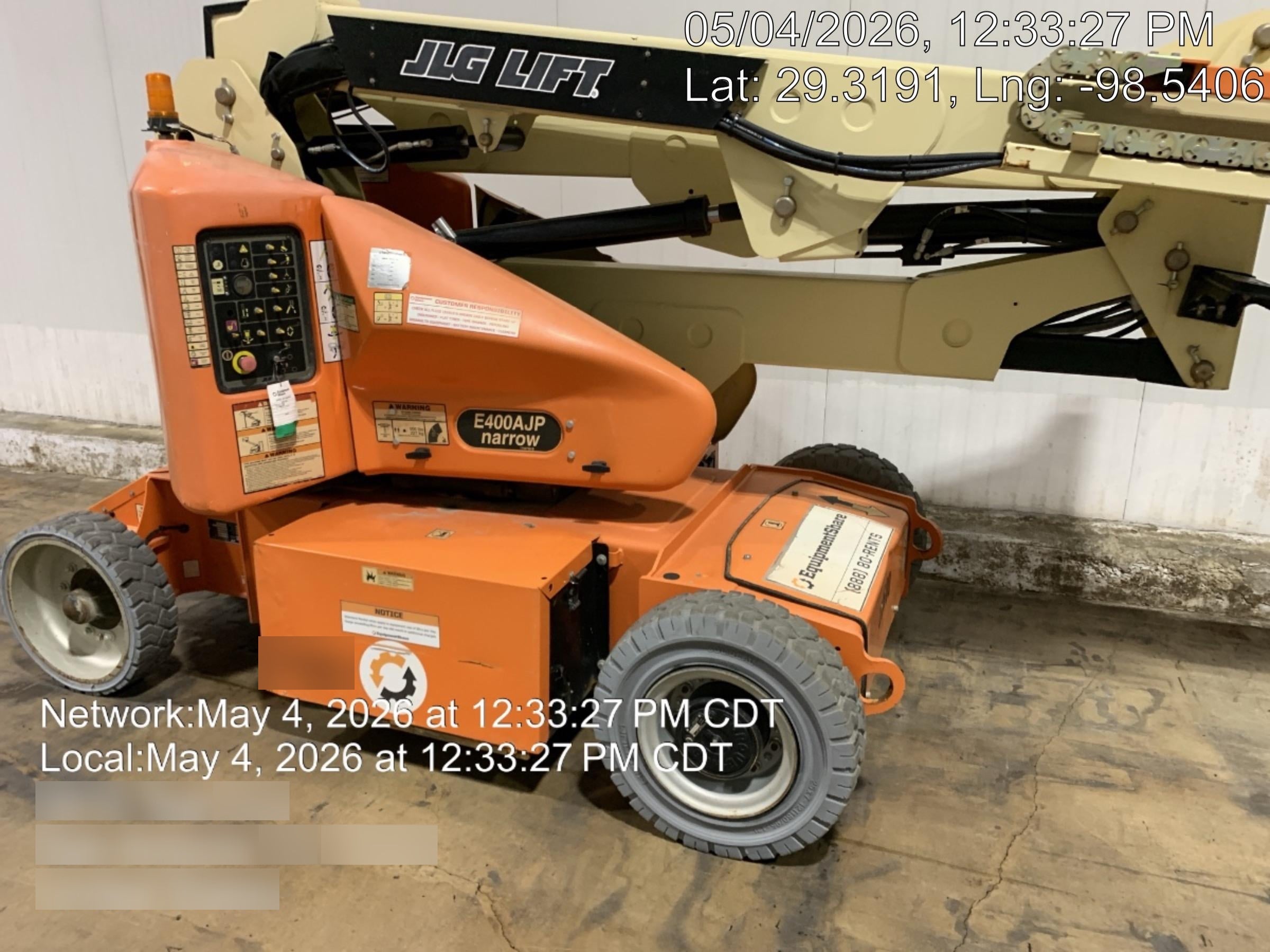 2019 JLG E400AJPN