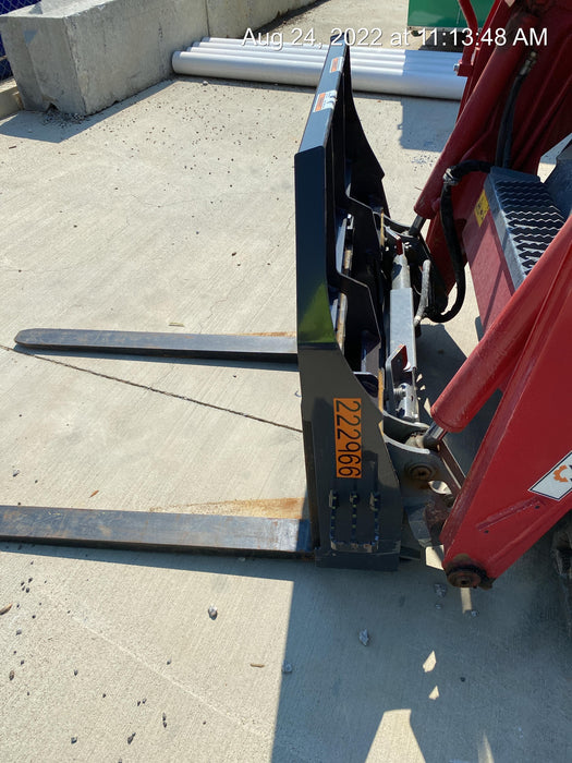 2022 PALADIN 48" Pallet Forks - Paladin