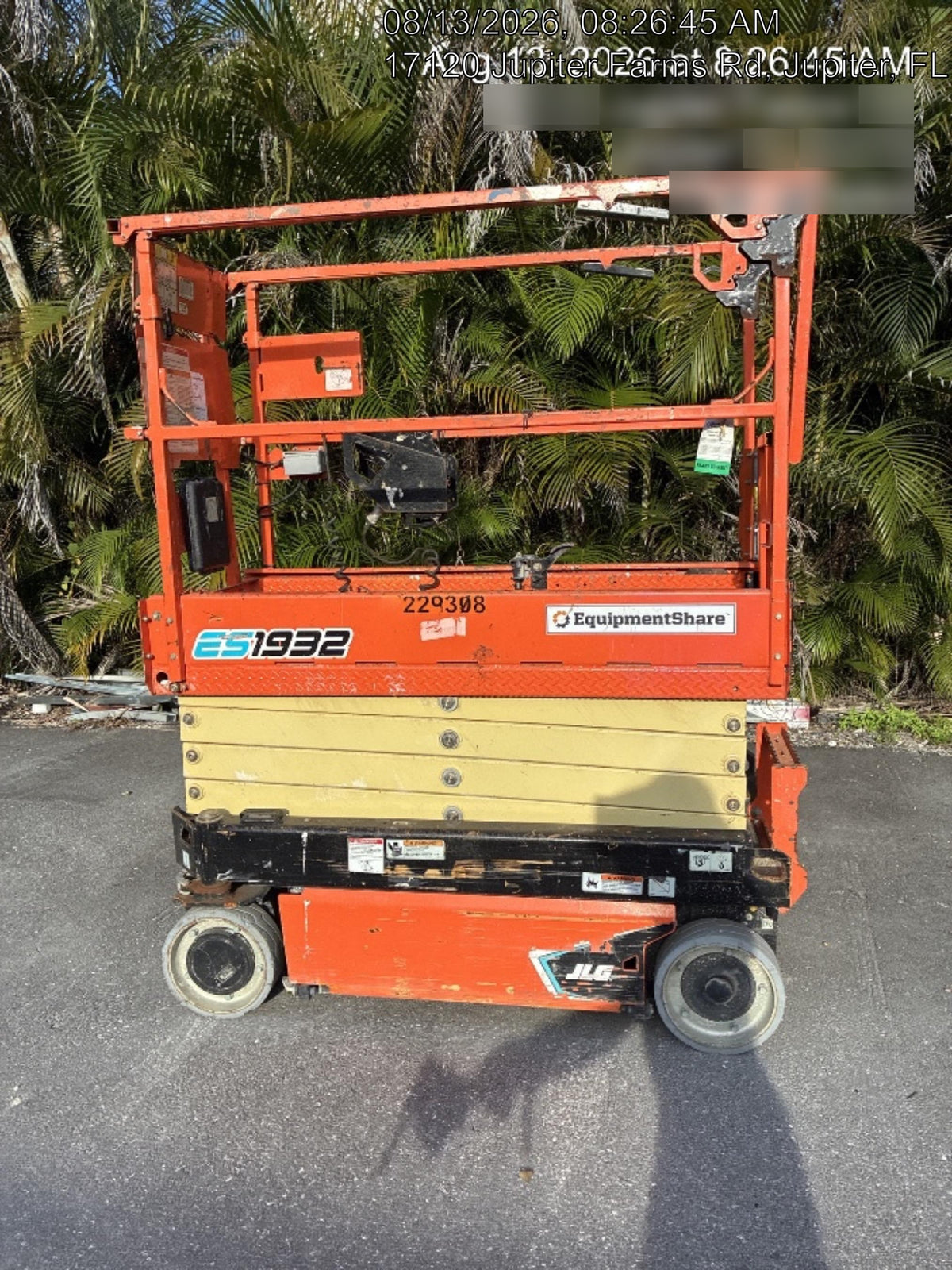 2022 JLG ES1932