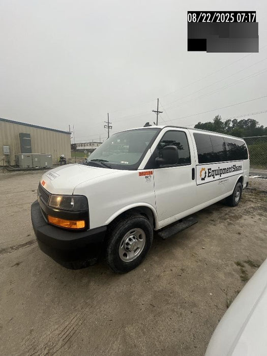 2023 CHEVROLET Express Van - Rental