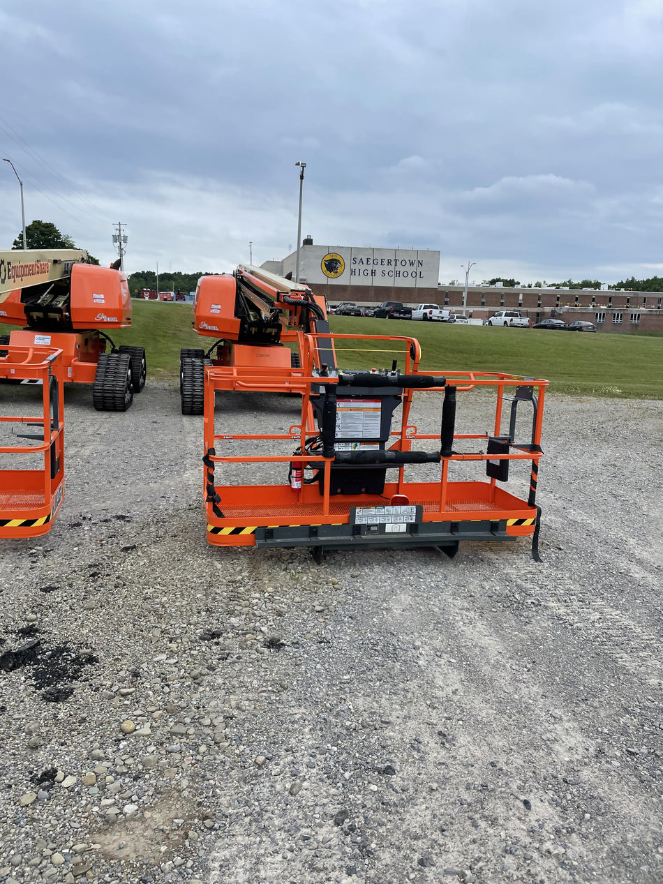 2022 JLG 660SJ Quad Track