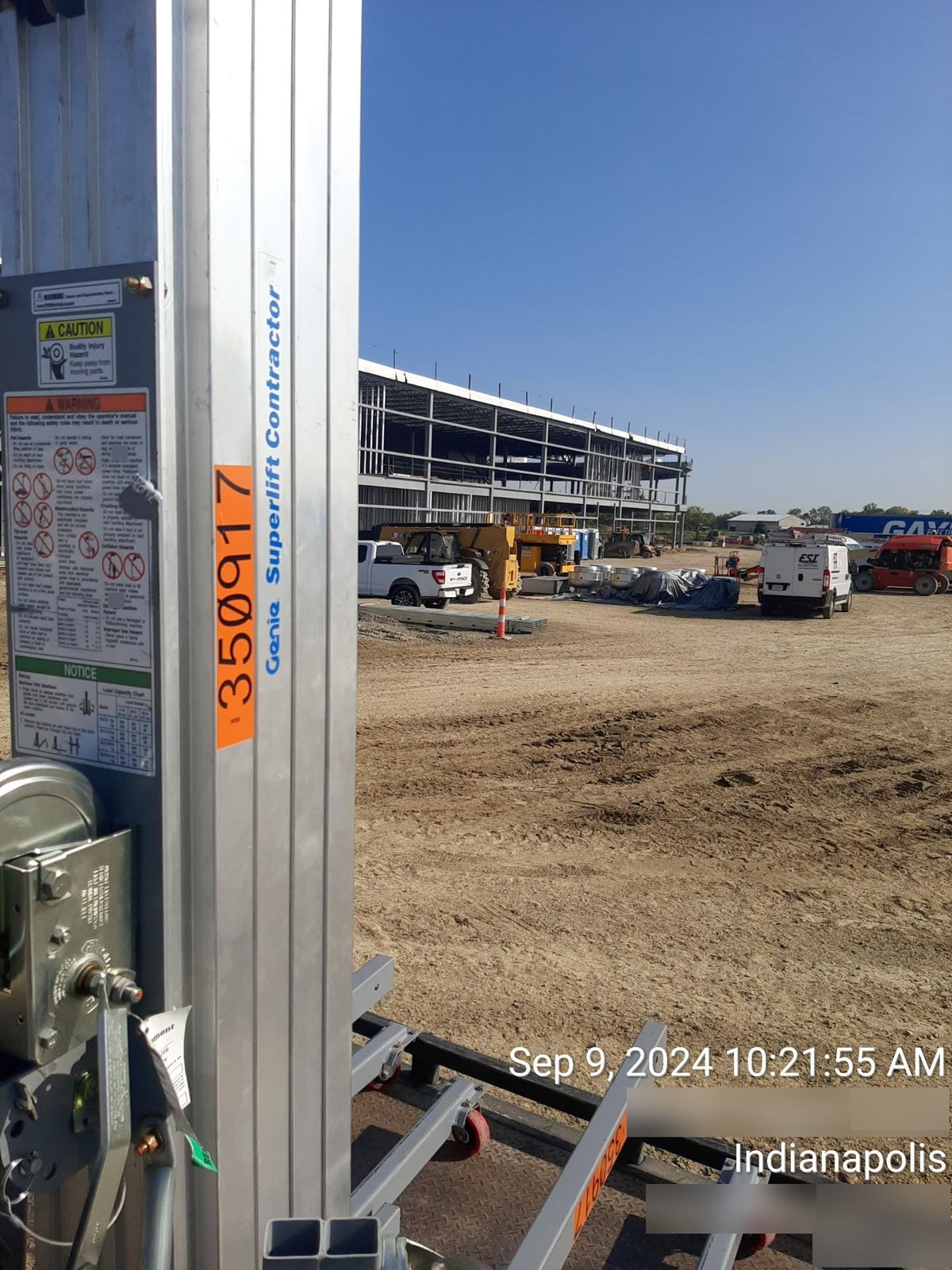 2023 GENIE SLC-24