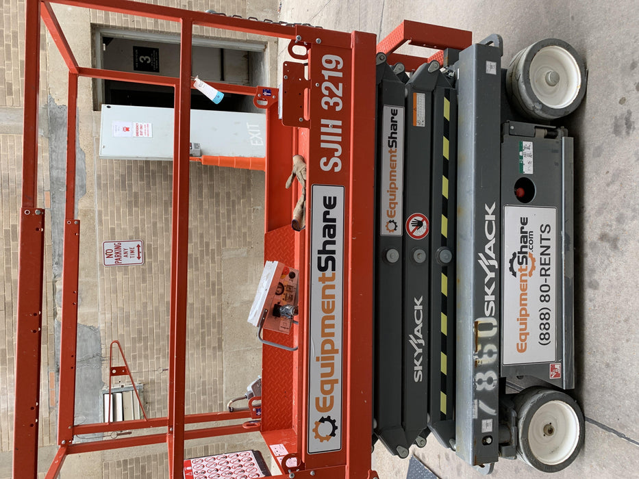 2018 SKYJACK SJIII-3219