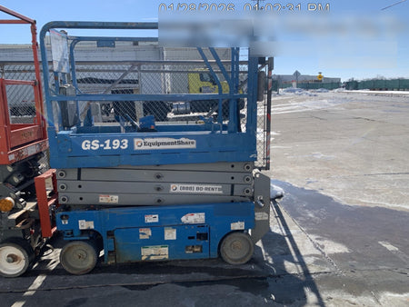 2019 Genie GS-1930 Fixed rails with chain Entry