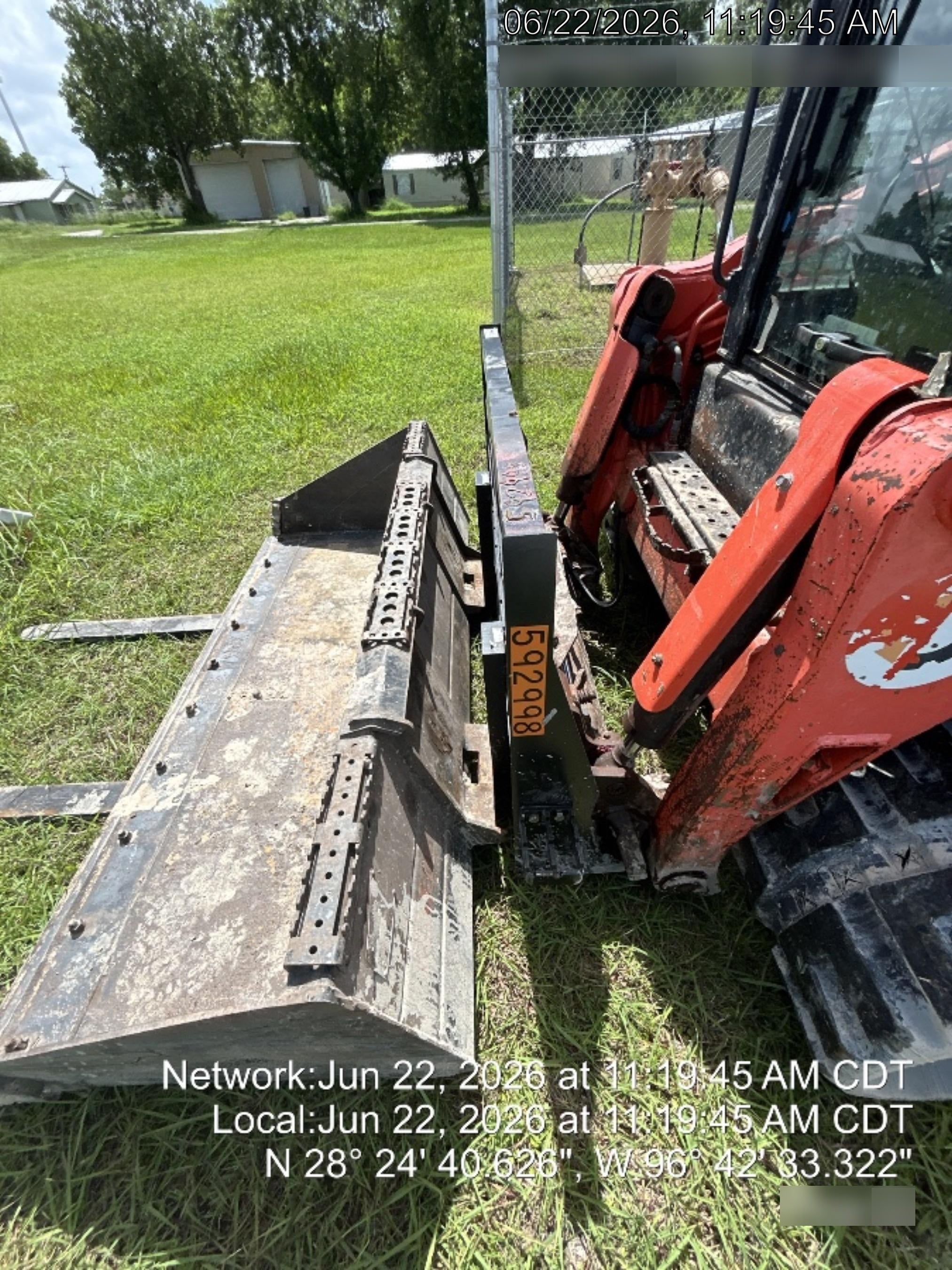 2025 ARROW MATERIAL HANDLING 24" Pallet Fork Frame