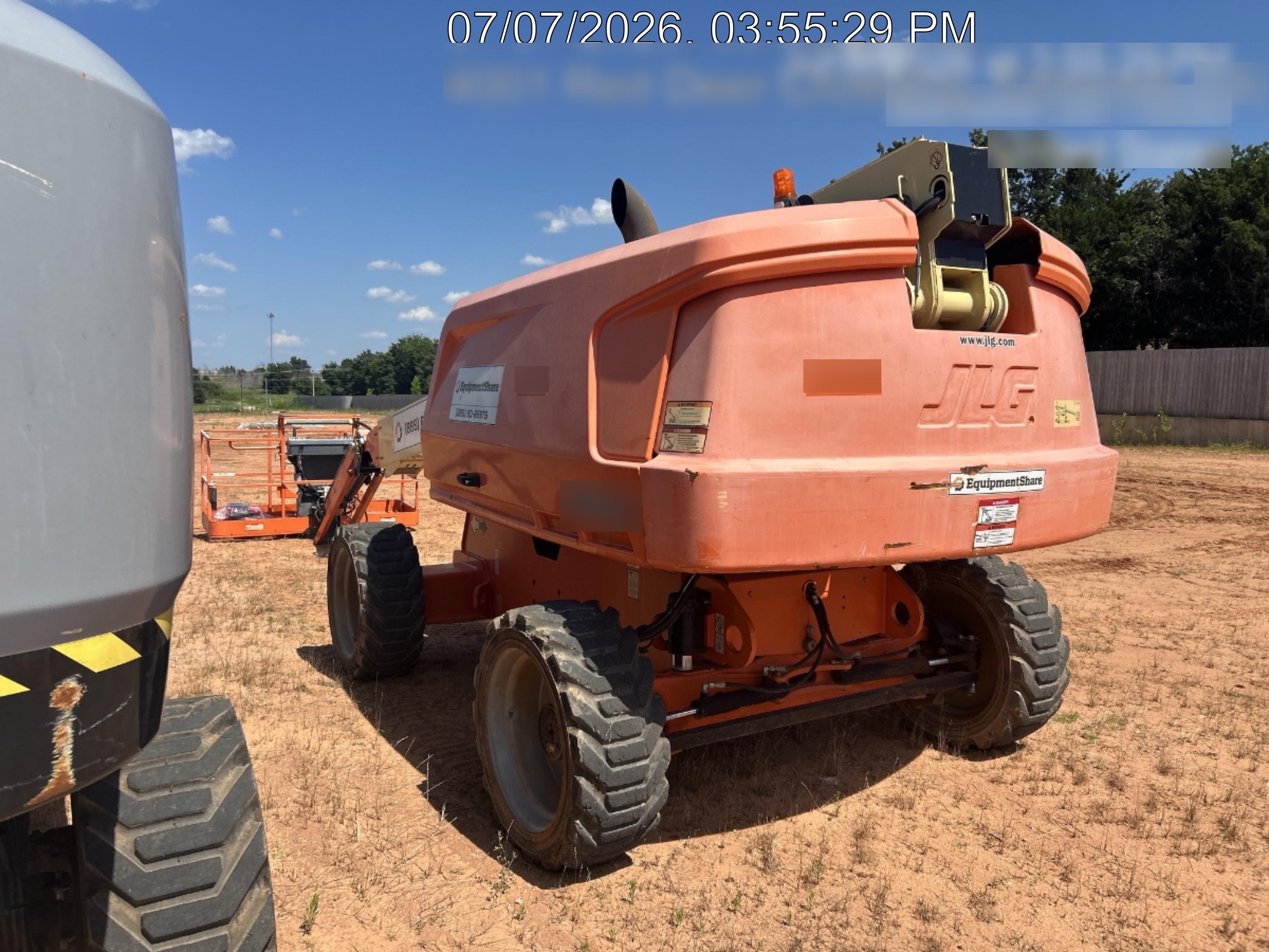2018 JLG 660SJ