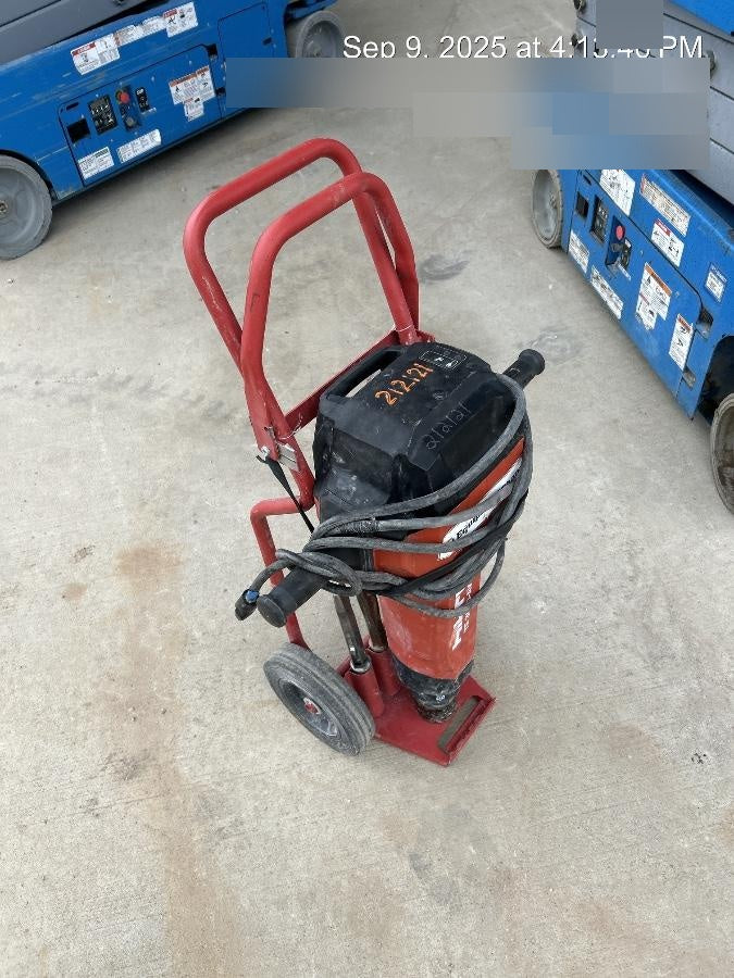 2022 HILTI TE 3000-AVR