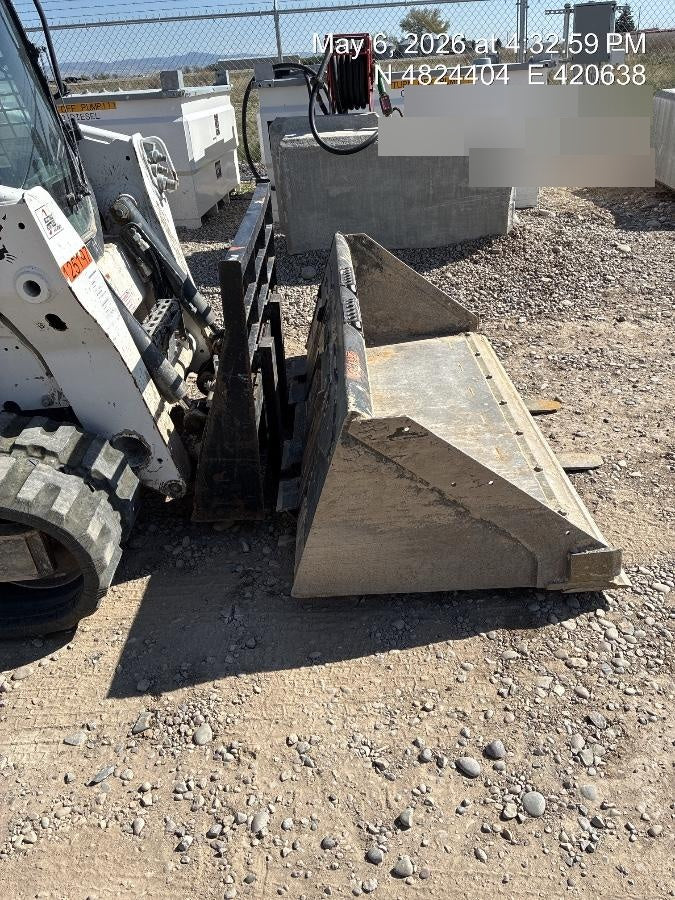 2018 ARROW MATERIAL HANDLING 48" Pallet Forks - Arrow