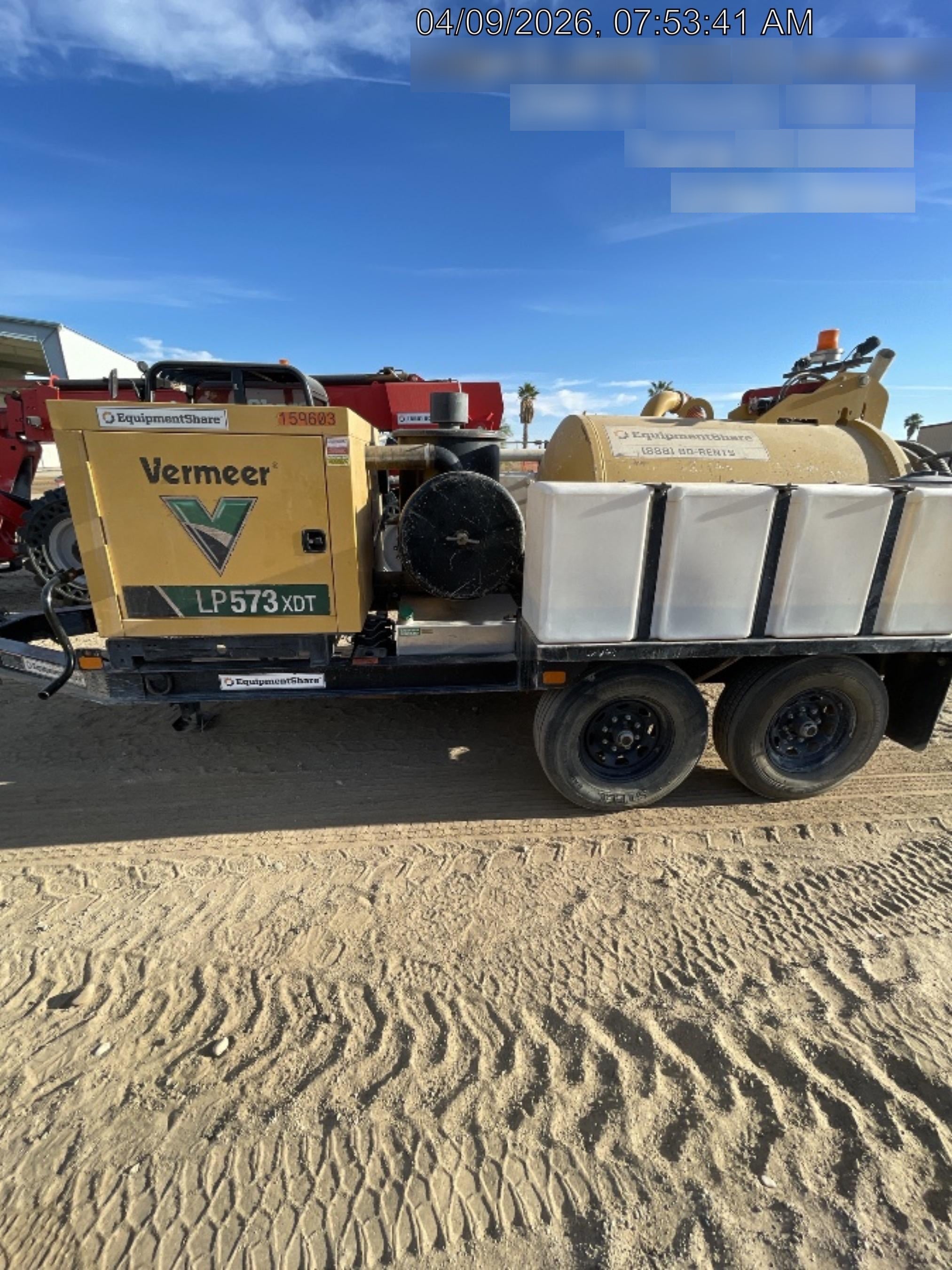 2021 Vac-Tron LP573XDT T4 Koehler Diesel Engine, 500 Gallon Debris Tank, x2 100 Gallon Water Tanks
